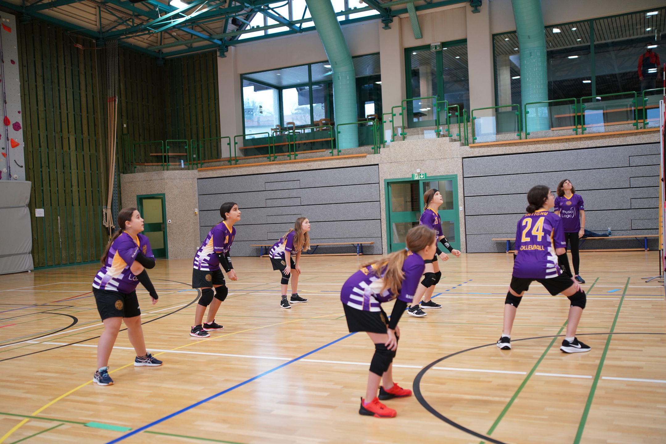 Filles de l'équipe U16 en défense